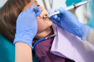 profilaktinis vaikų dantų patikrinimas
